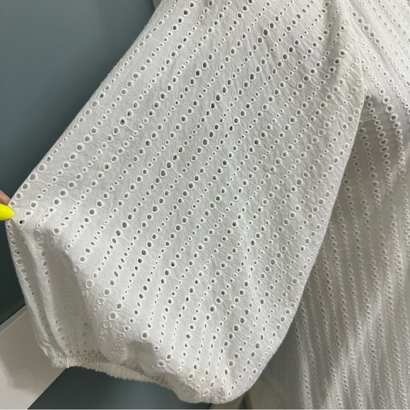 Anthropologie Exquise Julien Eyelet White Mini Dress SZ Medium Feminine GUC - Picture 5 of 12